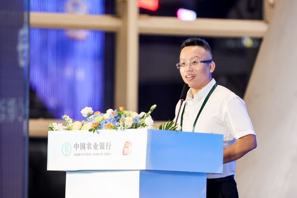 農(nóng)情億萬家 中國農(nóng)業(yè)銀行深化推進(jìn)“誠信、興商、惠民”主題消費(fèi)節(jié)